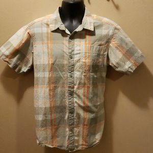 Columbia short sleeve button size M spring plaid